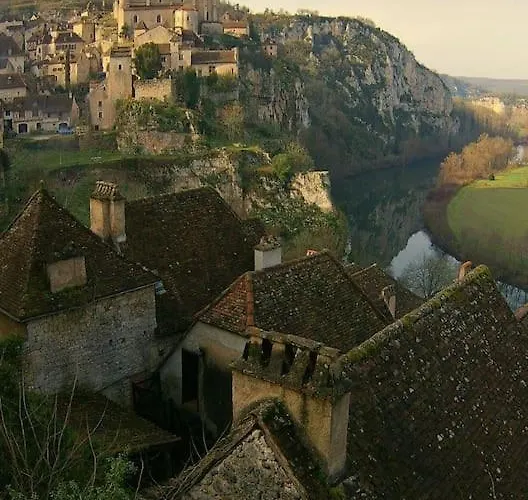 5 Personnes Vallee Du Lot * Laburgade
