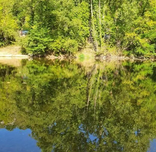 5 Personnes Vallee Du Lot 木屋